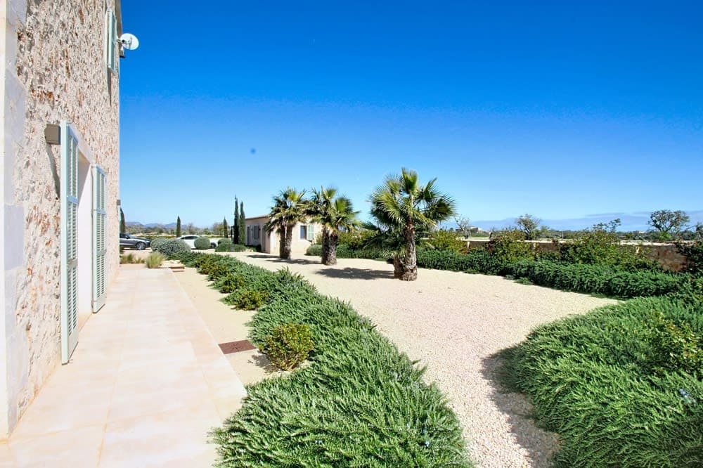 SANTANYÍ: MODERN COUNTRY ESTATE WITH GUEST HOUSE & POOL - 17